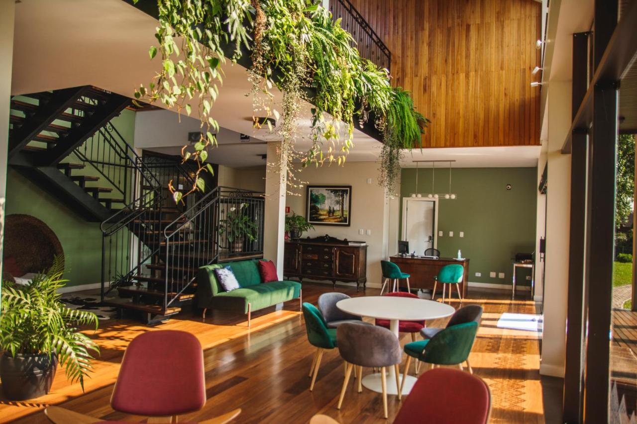 Borgen Hotel Castro Exterior photo